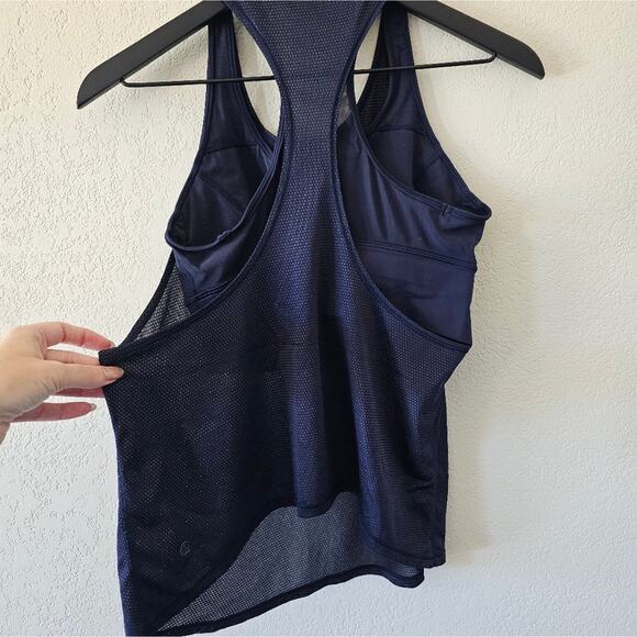 Lululemon Pushin Limits Tank in Navy - Picture 4 of 5